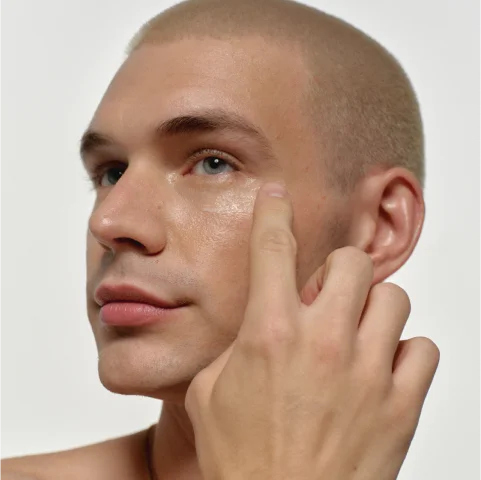 How to apply eye cream - demonstration